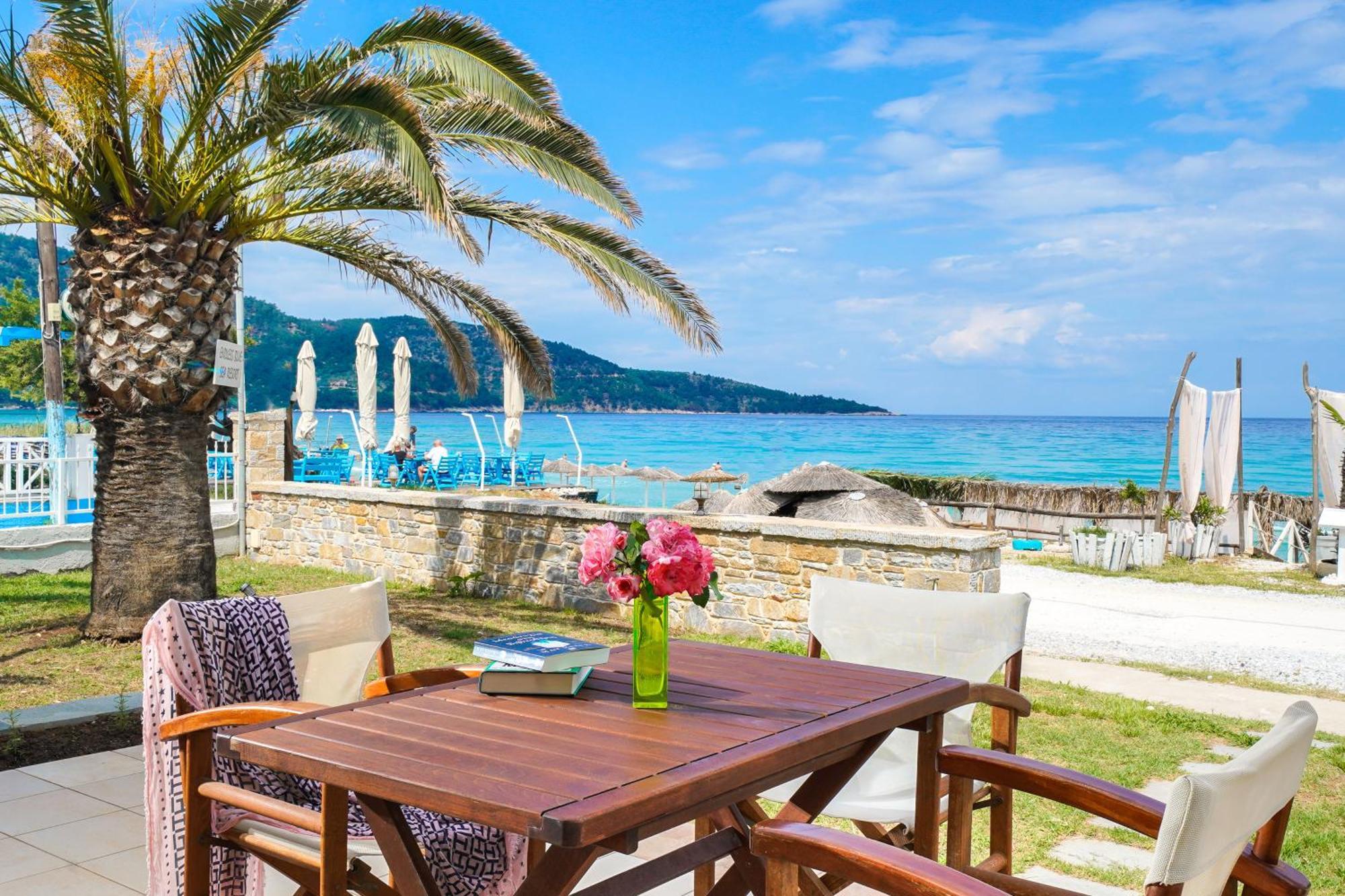 Endless Blue Sea Apartment