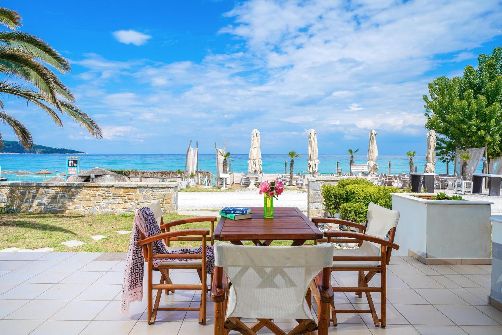 Endless Blue Sea Apartment